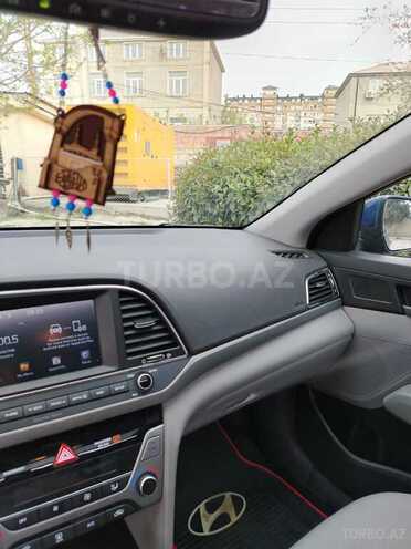 Hyundai Elantra 2018, 255,570 km - 2.0 l - Bakı