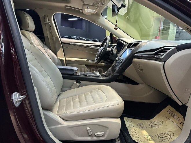 Ford Fusion (North America)-8