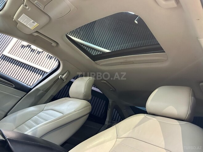 Ford Fusion (North America)-16