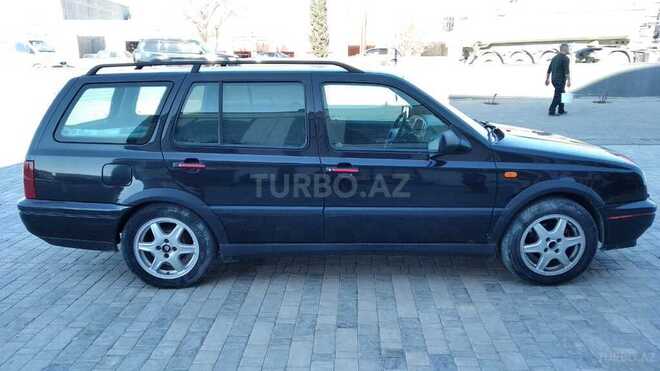 Volkswagen Golf 1994, 140,000 km - 1.8 l - Bakı