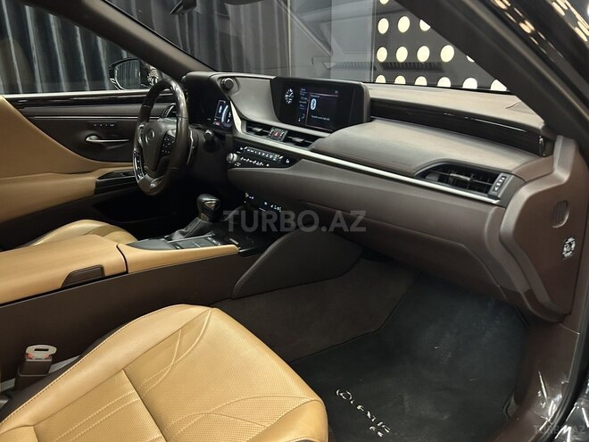 Lexus ES 250 2021, 62,000 km - 2.5 л - Bakı