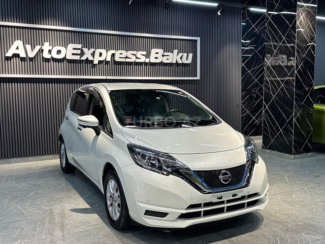 Nissan Note-4