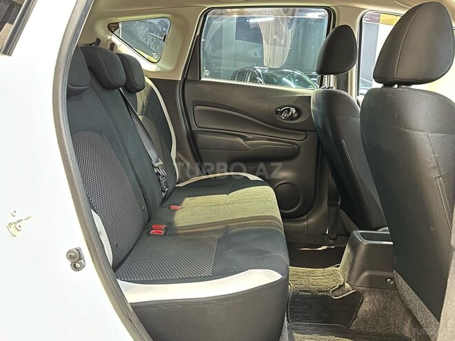 Nissan Note-9