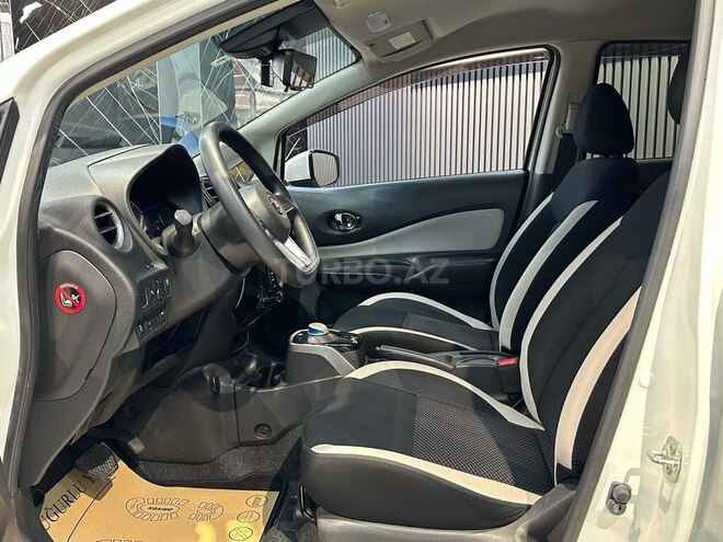 Nissan Note-17