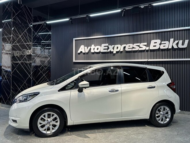 Nissan Note-16