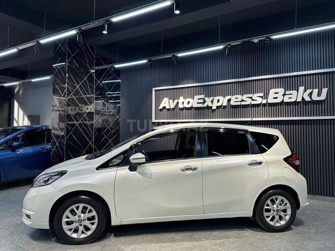 Nissan Note-15