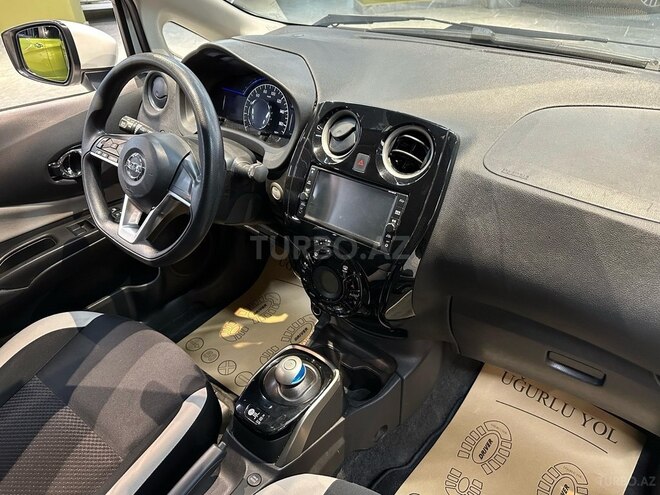 Nissan Note-6