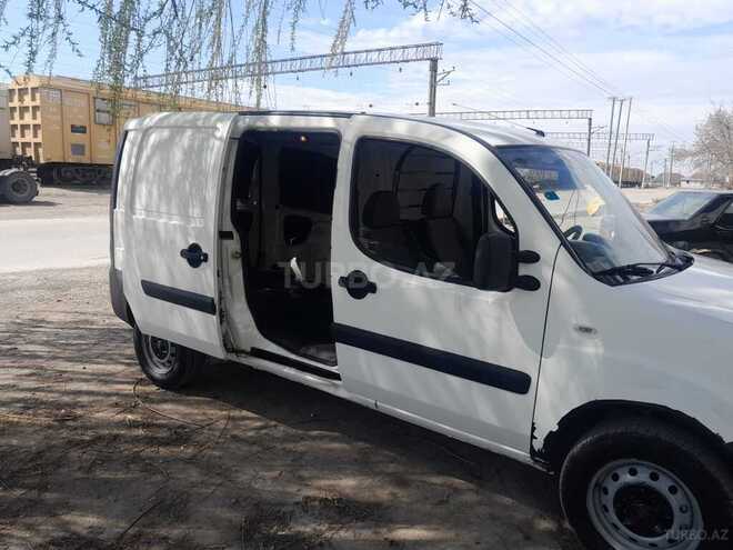Fiat Doblo 2010, 260,000 km - 1.3 l - Bakı
