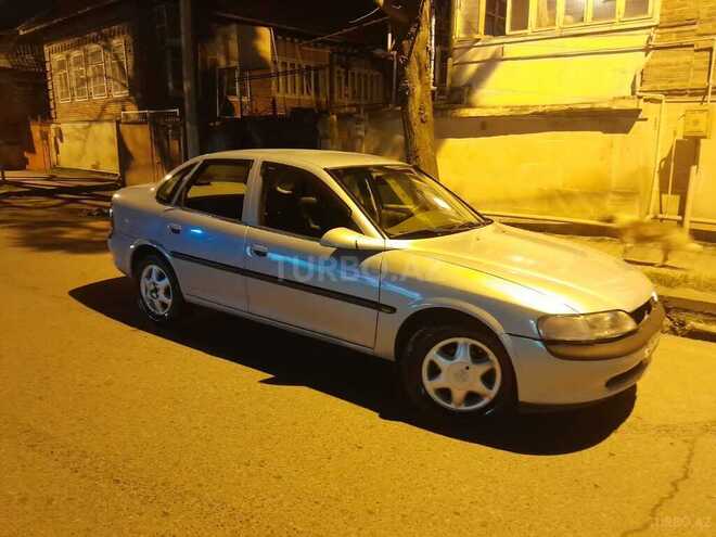 Opel Vectra 1996, 452,637 km - 1.6 l - Bakı