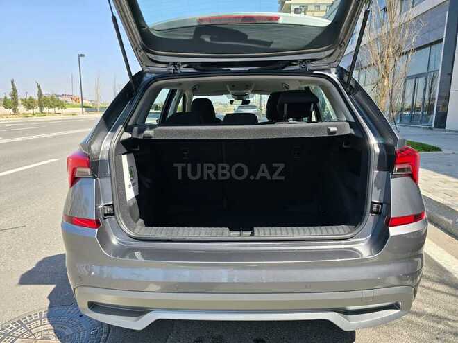 Skoda Kamiq 2023, 33,000 km - 1.6 л - Bakı