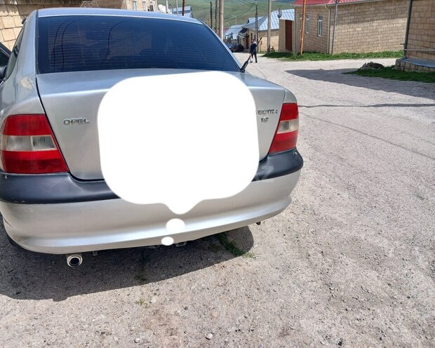 Opel Vectra 1998, 448,000 km - 1.6 l - Şamaxı