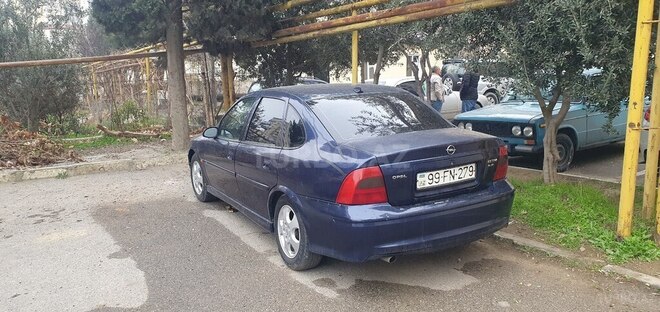 Opel Vectra 1999, 285,000 km - 1.6 l - Bakı