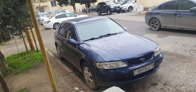 Opel Vectra 1999, 285,000 km - 1.6 l - Bakı