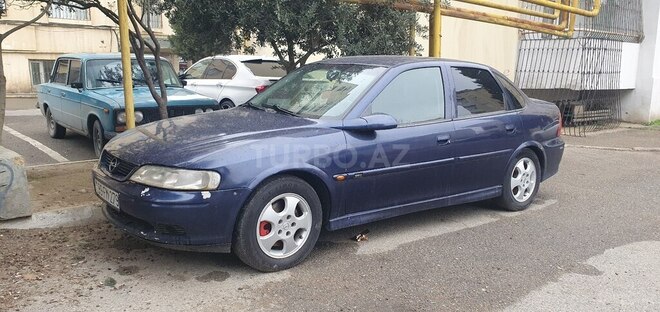 Opel Vectra 1999, 285,000 km - 1.6 l - Bakı