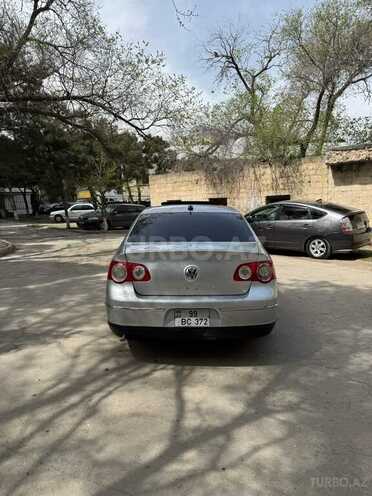 Volkswagen Passat 2006, 300,000 km - 2.0 l - Bakı