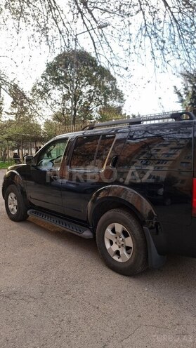 Nissan Pathfinder 2006, 250,500 km - 4.0 l - Bakı