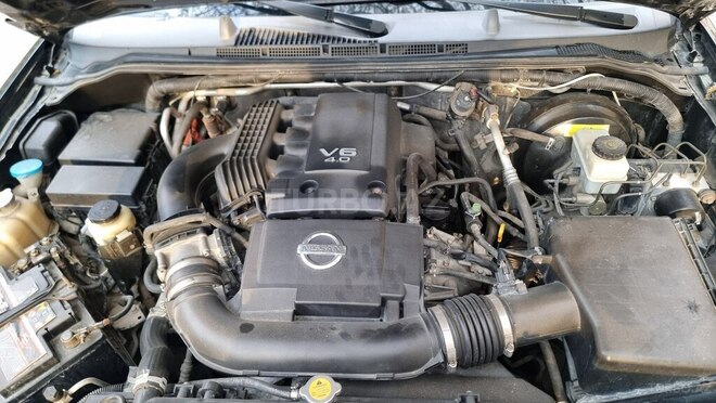 Nissan Pathfinder 2006, 250,500 km - 4.0 l - Bakı
