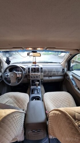 Nissan Pathfinder 2006, 250,500 km - 4.0 l - Bakı