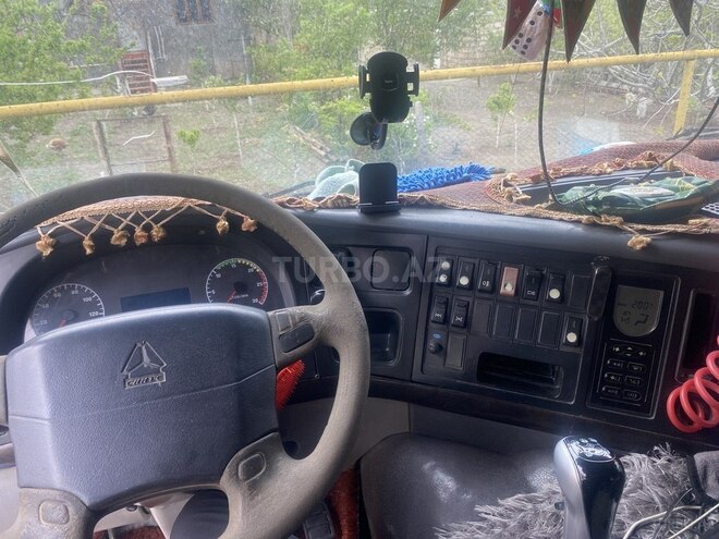 HOWO Sinotruk 2012, 250,000 km - 12.0 l - Gəncə