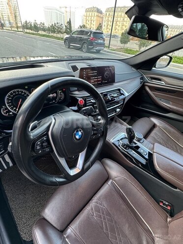 BMW 520-11