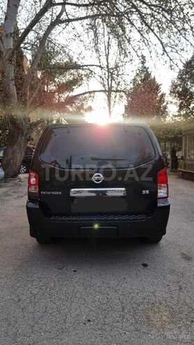 Nissan Pathfinder 2006, 250,500 km - 4.0 l - Bakı