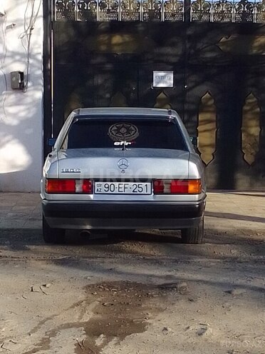 Mercedes 190 1990, 490,900 km - 2.0 l - Tovuz