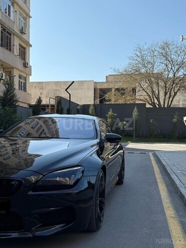 BMW M6 2014, 110,000 km - 4.4 l - Bakı