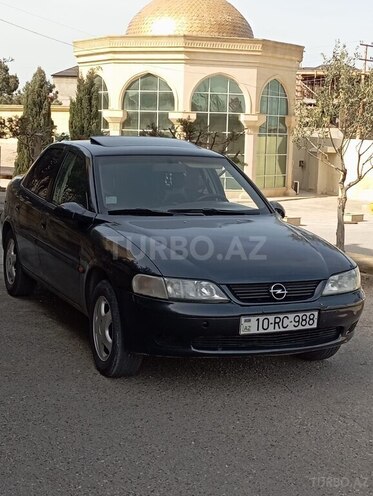 Opel Vectra 1997, 245,000 km - 2.5 l - Bakı
