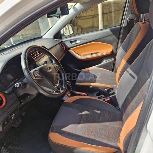 Chery Tiggo 2-6
