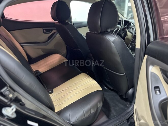 Hyundai Elantra 2015, 170,590 km - 1.8 л - Xırdalan