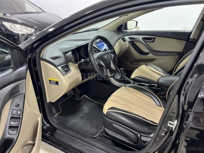 Hyundai Elantra 2015, 170,590 km - 1.8 л - Xırdalan