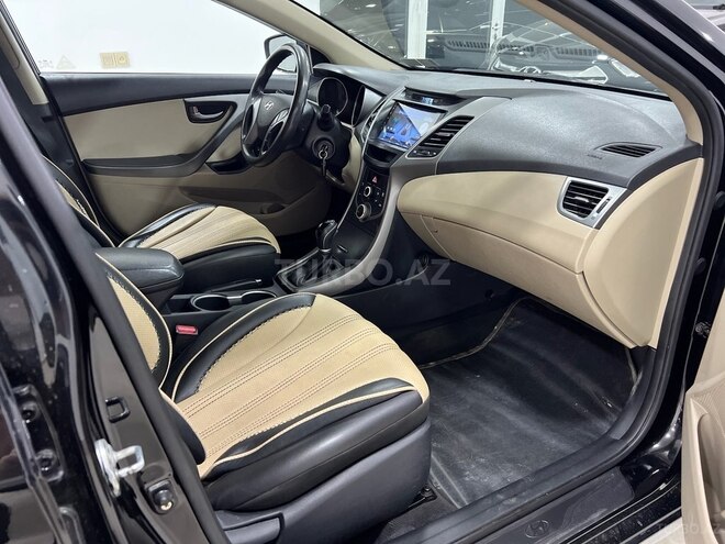 Hyundai Elantra 2015, 170,590 km - 1.8 л - Xırdalan