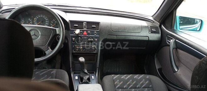 Mercedes C 180 1997, 700,032 km - 1.8 l - Biləsuvar