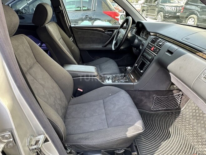 Mercedes E 200 1999, 411,000 km - 2.0 l - Bakı
