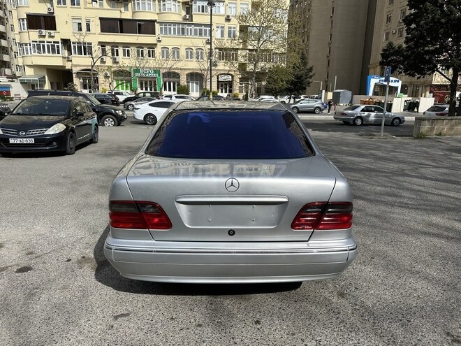 Mercedes E 200 1999, 411,000 km - 2.0 l - Bakı