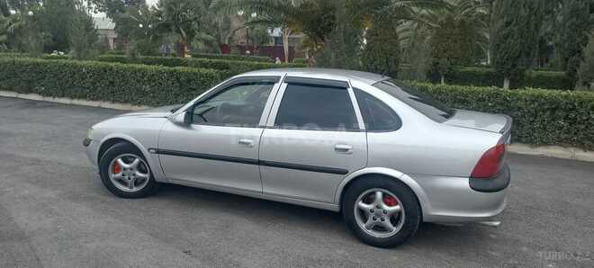 Opel Vectra 1998, 342,352 km - 1.8 l - Sumqayıt