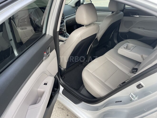 Hyundai Elantra 2019, 138,404 km - 2.0 l - Bakı