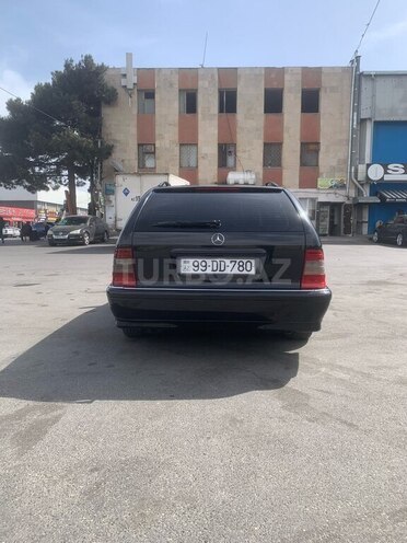 Mercedes C 200 2000, 407,000 km - 2.0 л - Bakı