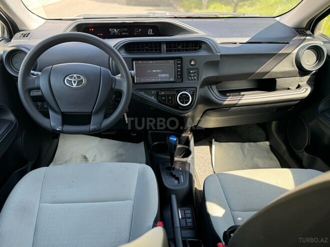 Toyota Aqua 2017, 88,000 km - 1.5 l - Bakı