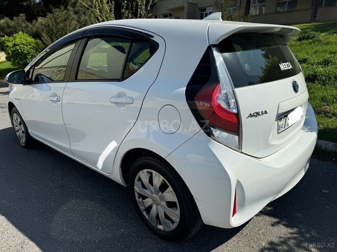 Toyota Aqua 2017, 88,000 km - 1.5 l - Bakı
