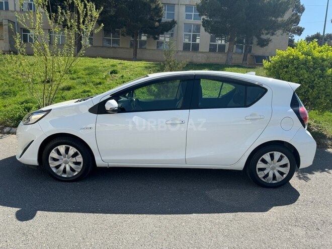 Toyota Aqua 2017, 88,000 km - 1.5 l - Bakı