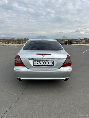Mercedes E 200 2008, 294,000 km - 1.8 l - Naxçıvan