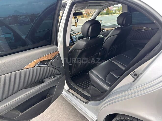 Mercedes E 200 2008, 294,000 km - 1.8 l - Naxçıvan
