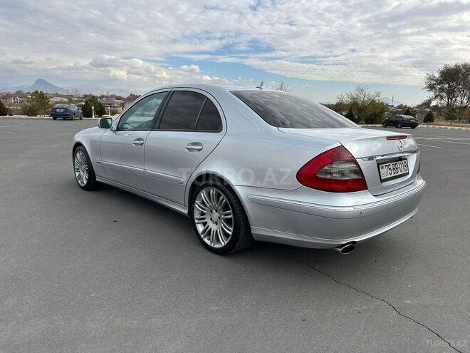 Mercedes E 200 2008, 294,000 km - 1.8 l - Naxçıvan