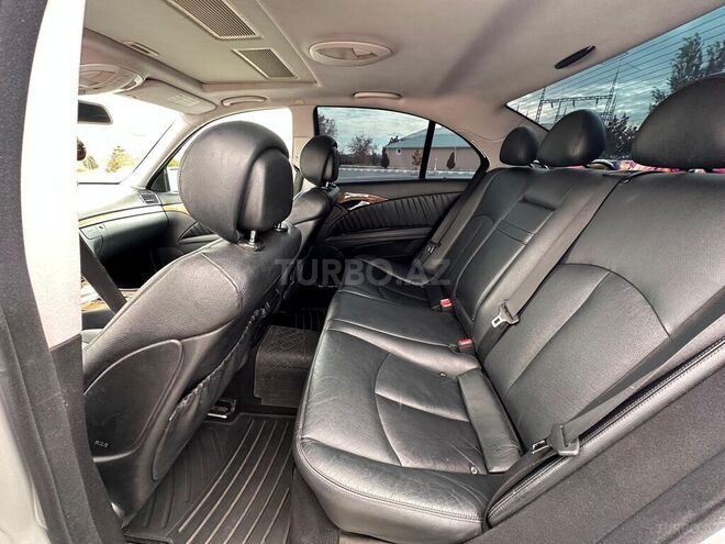 Mercedes E 200 2008, 294,000 km - 1.8 l - Naxçıvan