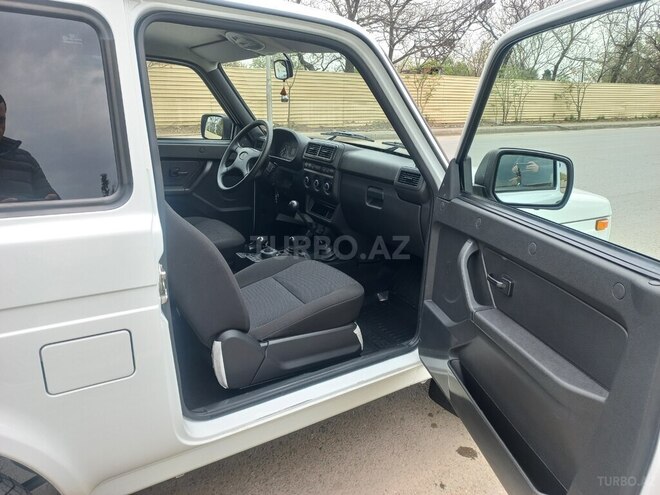 LADA (VAZ) Niva 2024, 15,100 km - 1.7 л - Gəncə