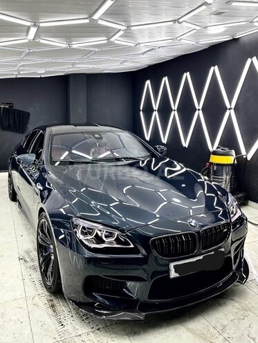 BMW M6 2014, 105,000 km - 4.4 l - Bakı