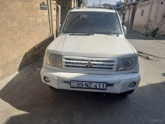 Mitsubishi Pajero io 2000, 266,800 km - 1.8 л - Bakı