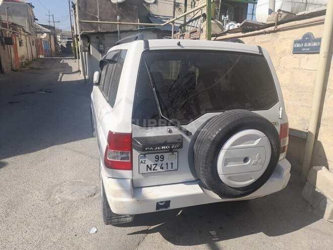 Mitsubishi Pajero io 2000, 266,800 km - 1.8 л - Bakı