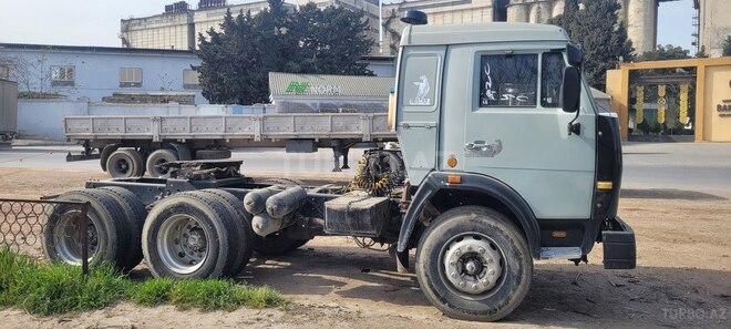 KamAz 54115 2002, 200,000 km - 11.0 l - Bakı